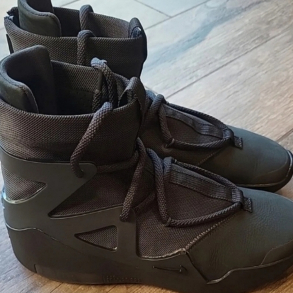 Nike Air Fear of God 1 Triple Black Off Noir Suede Sneakers, Men's 6, W 7.5 - Picture 4 of 16